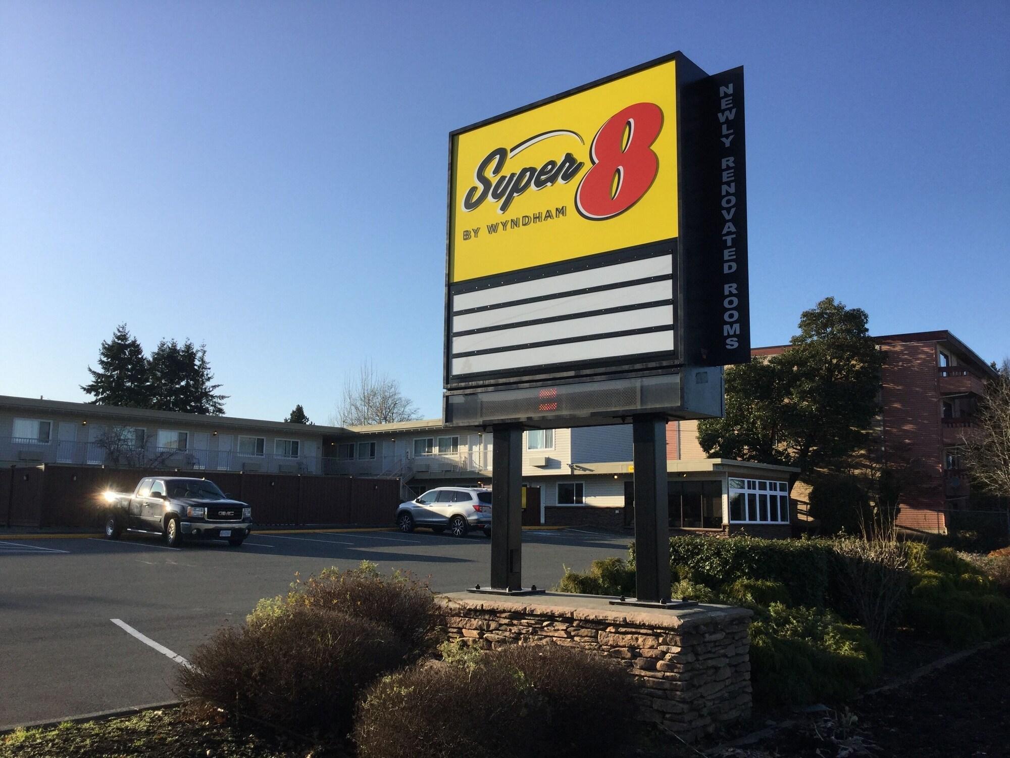 Super 8 By Wyndham Courtenay Buitenkant foto