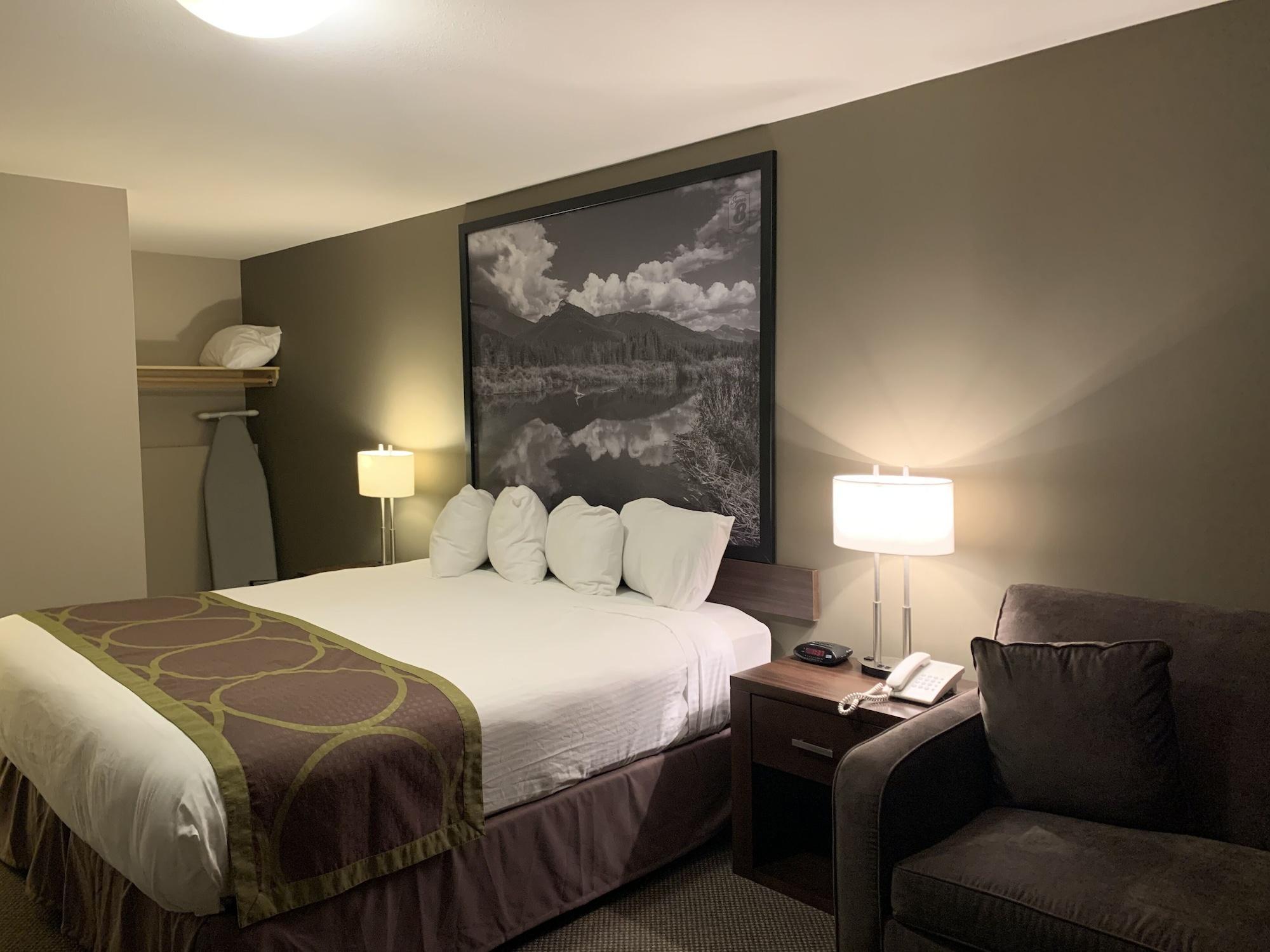 Super 8 By Wyndham Courtenay Buitenkant foto